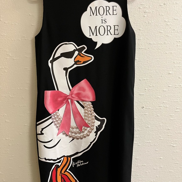 SOLD ❤️ Host Pick ❤️Boutique Moschino dress - Size 4 - Picture 2 of 7